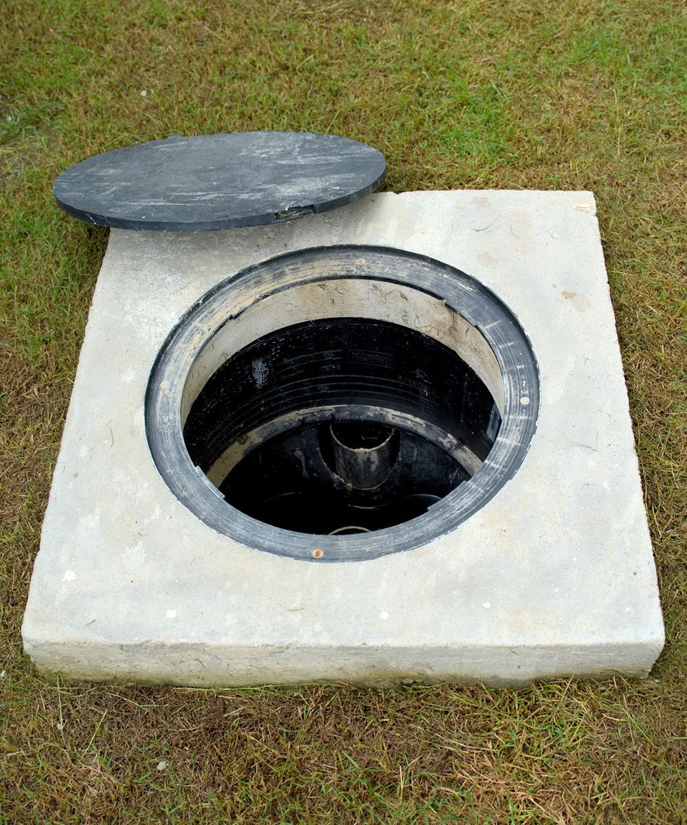 Hole of Grease Trap — St. Louis, MO — Shamrock Sewer & Drain
