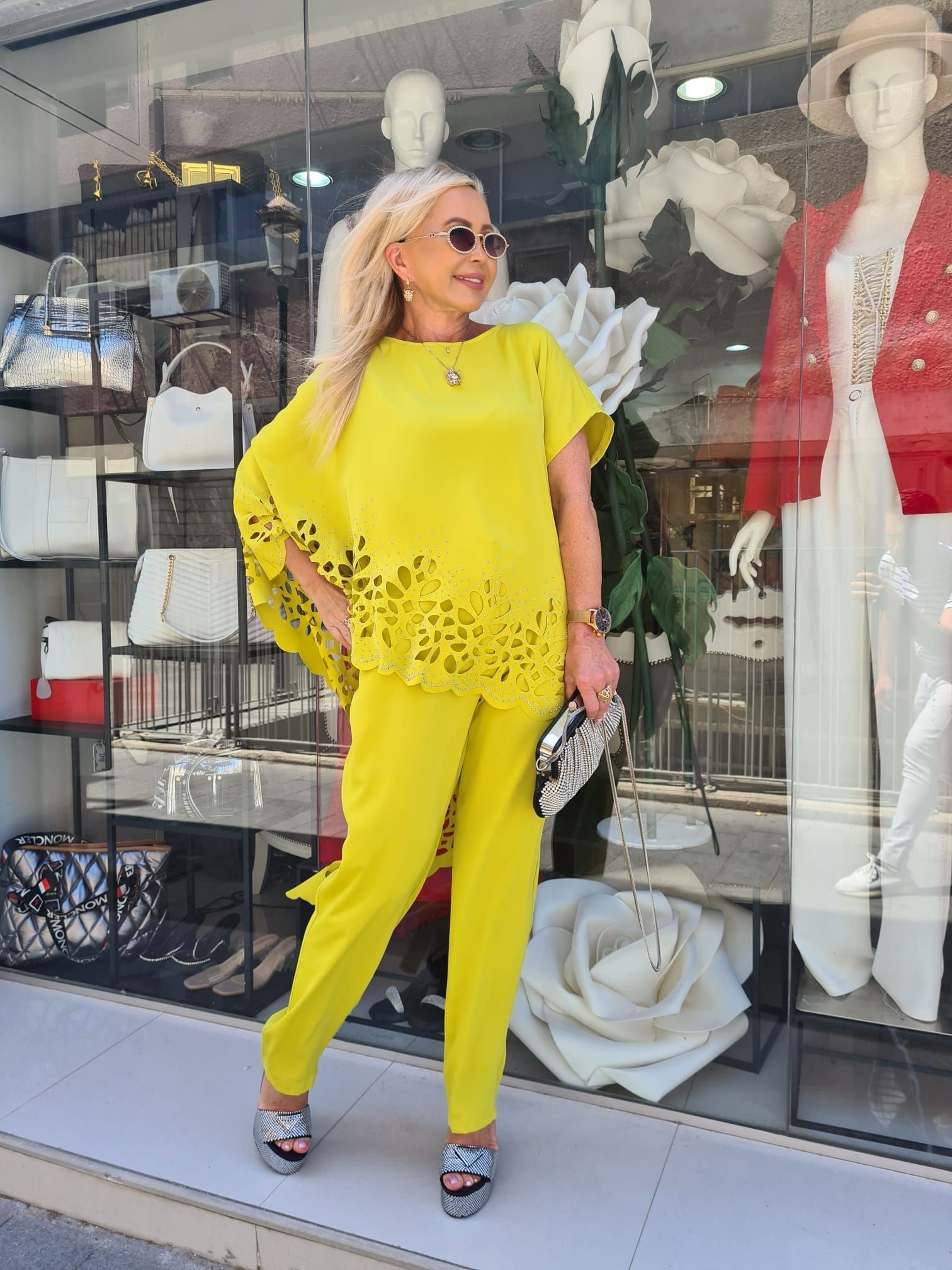 בגדי בוטיק לנשים