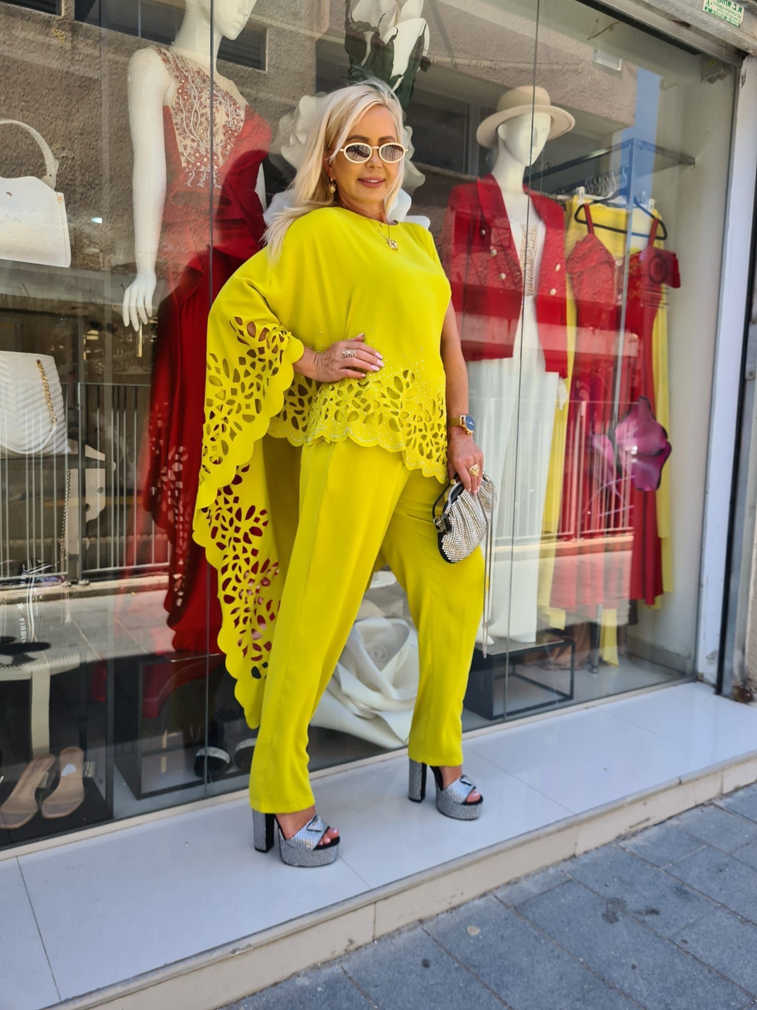 בגדי בוטיק לנשים