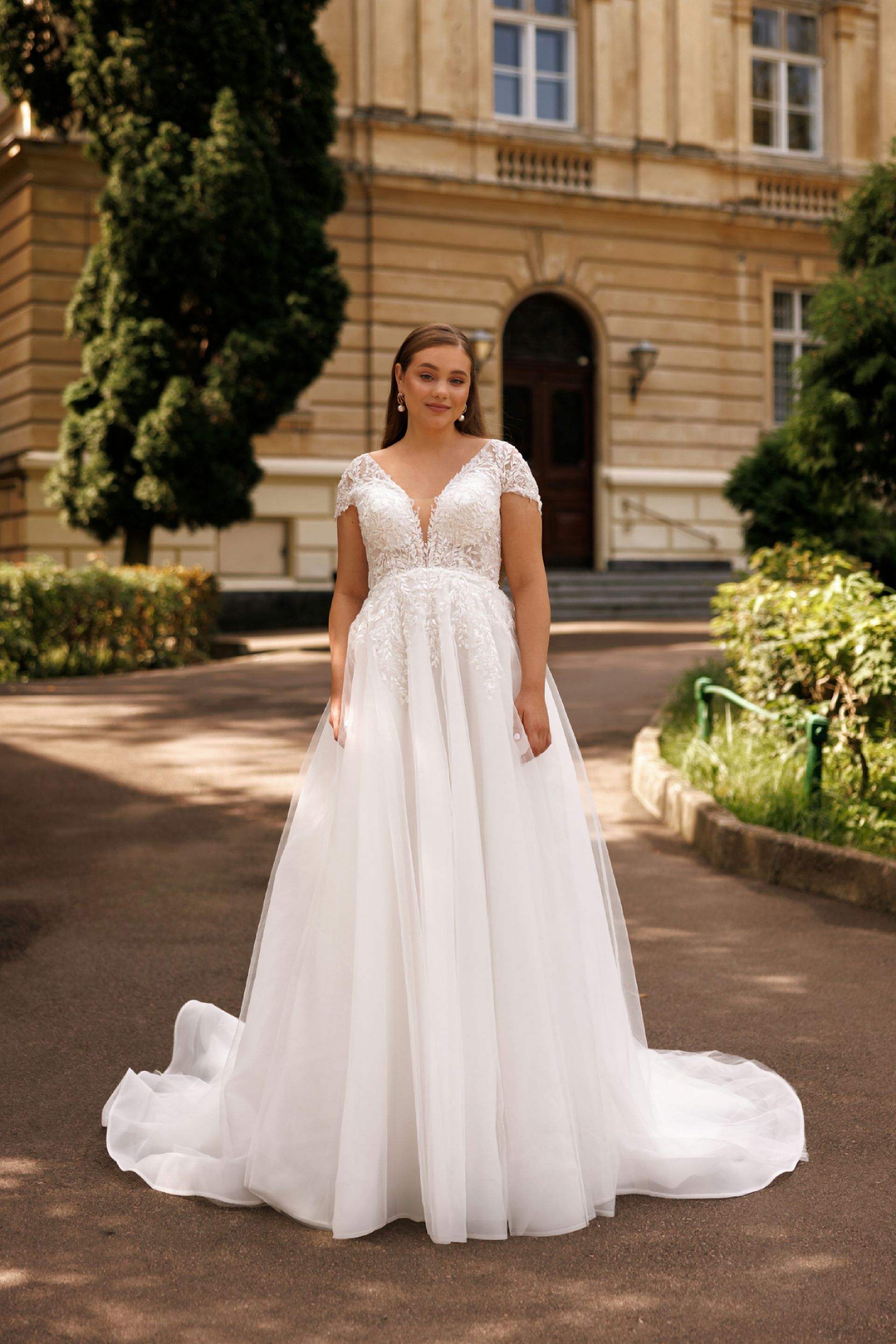 שמלות כלה 2025