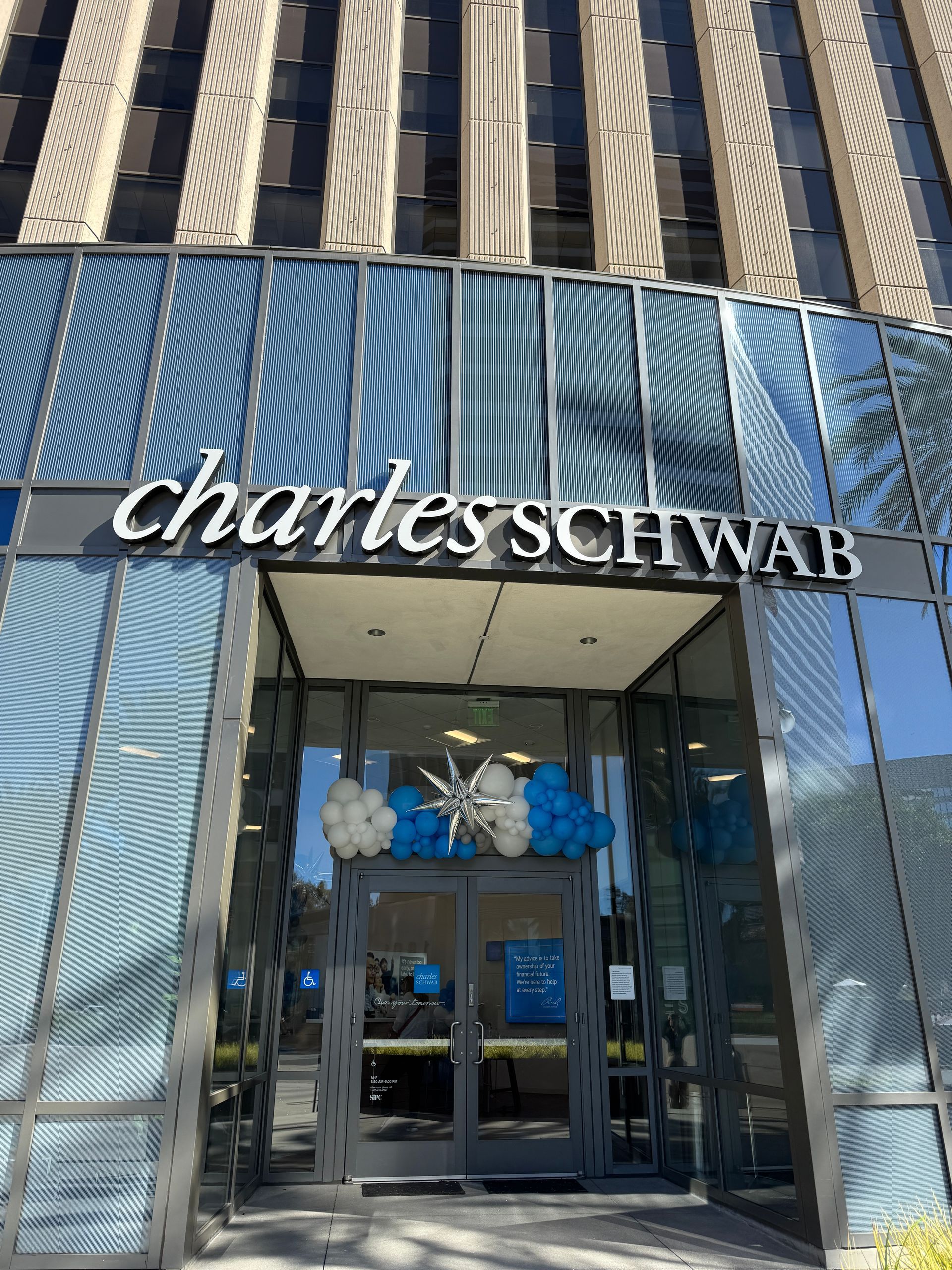 Corporate Balloon Decor for Charles Schwab by The Balloon Guy, LA's #1 Company