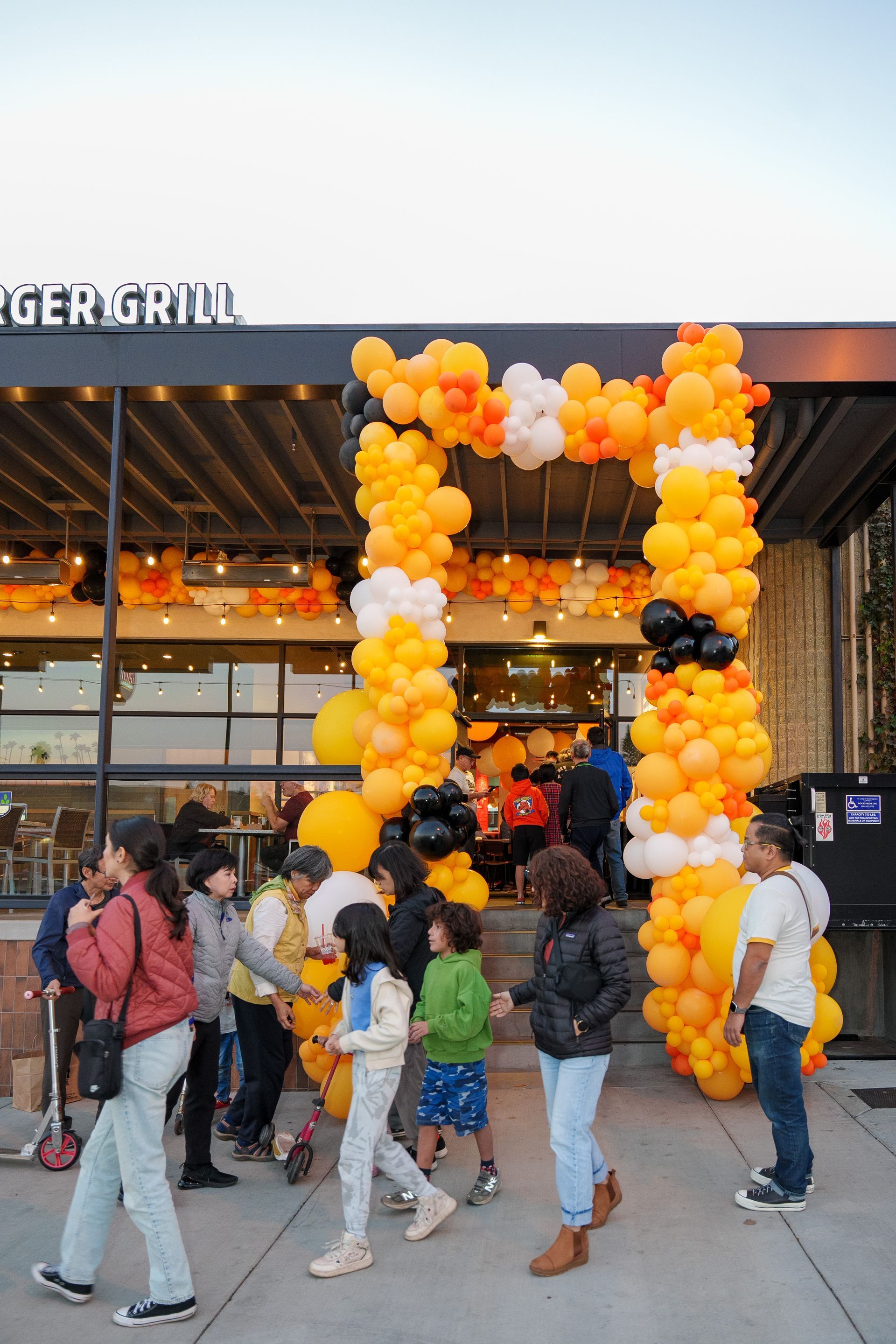 Experiential influencer event balloon arch by The Balloon Guy in Los Angeles