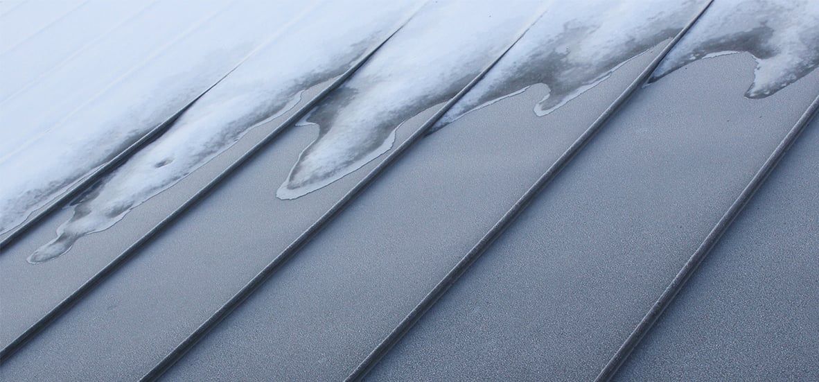 Pros and Cons of Replacing a Roof in Winter