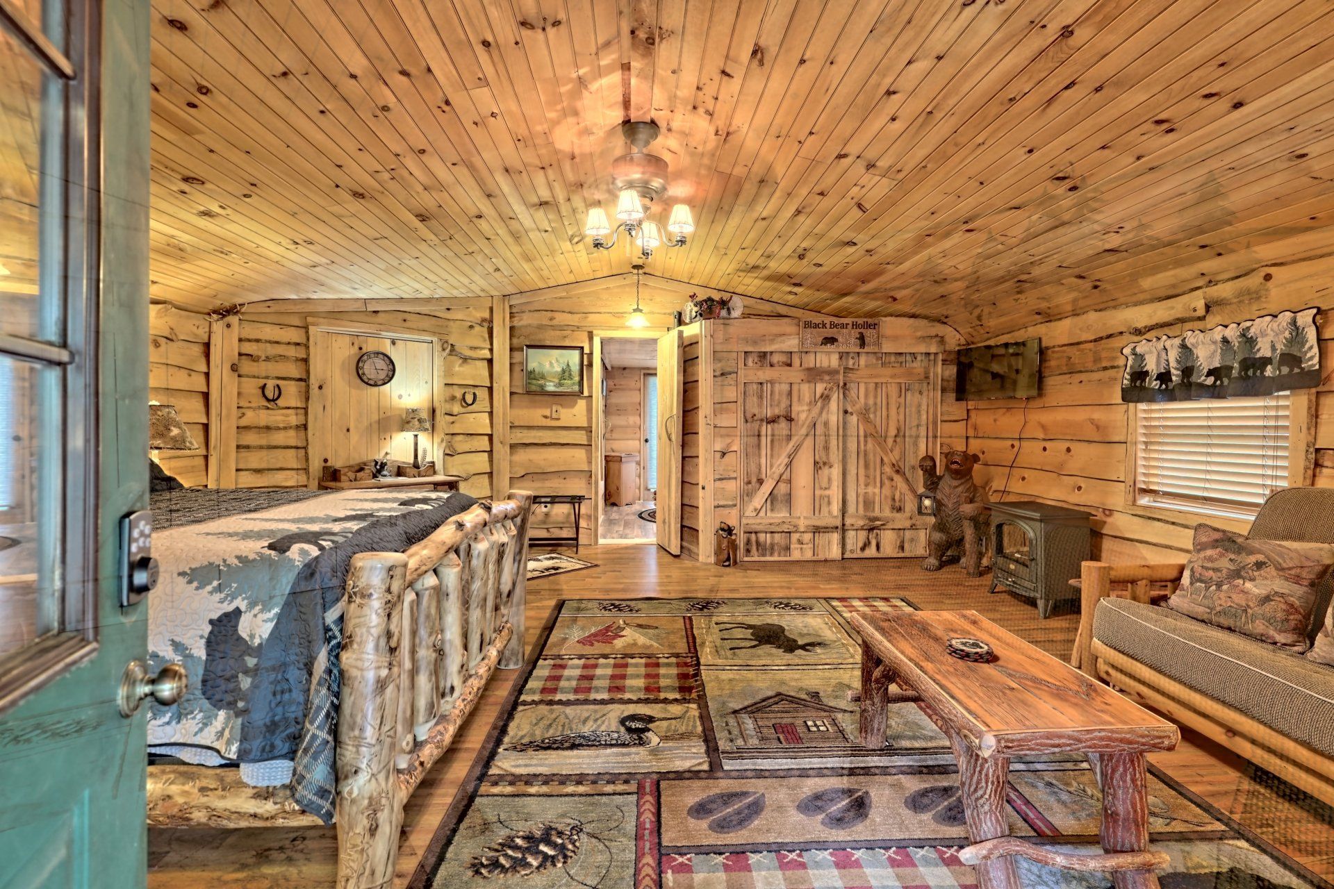 Image of the rental cabin sleeping area