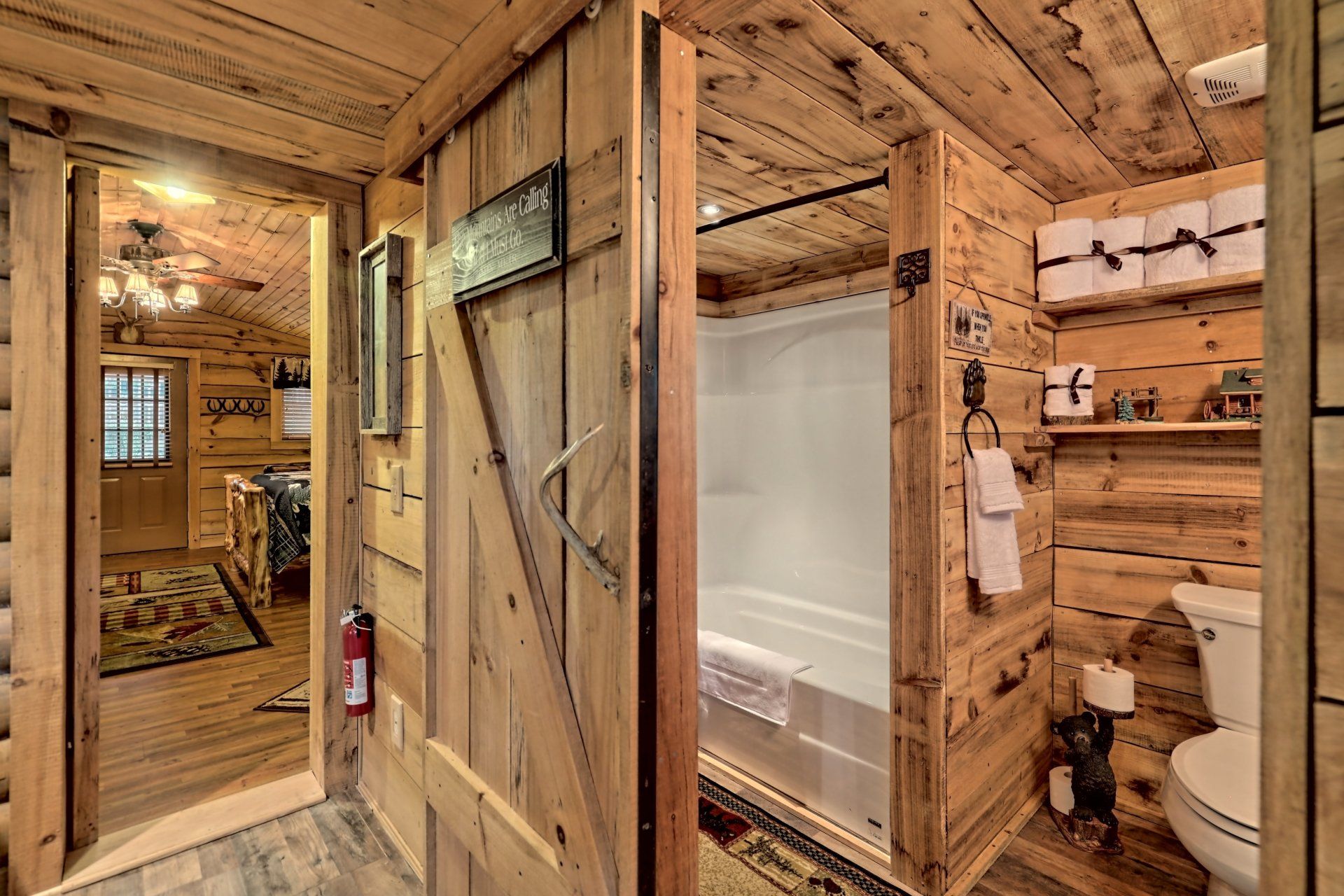 Image of the rental cabin rustic decor