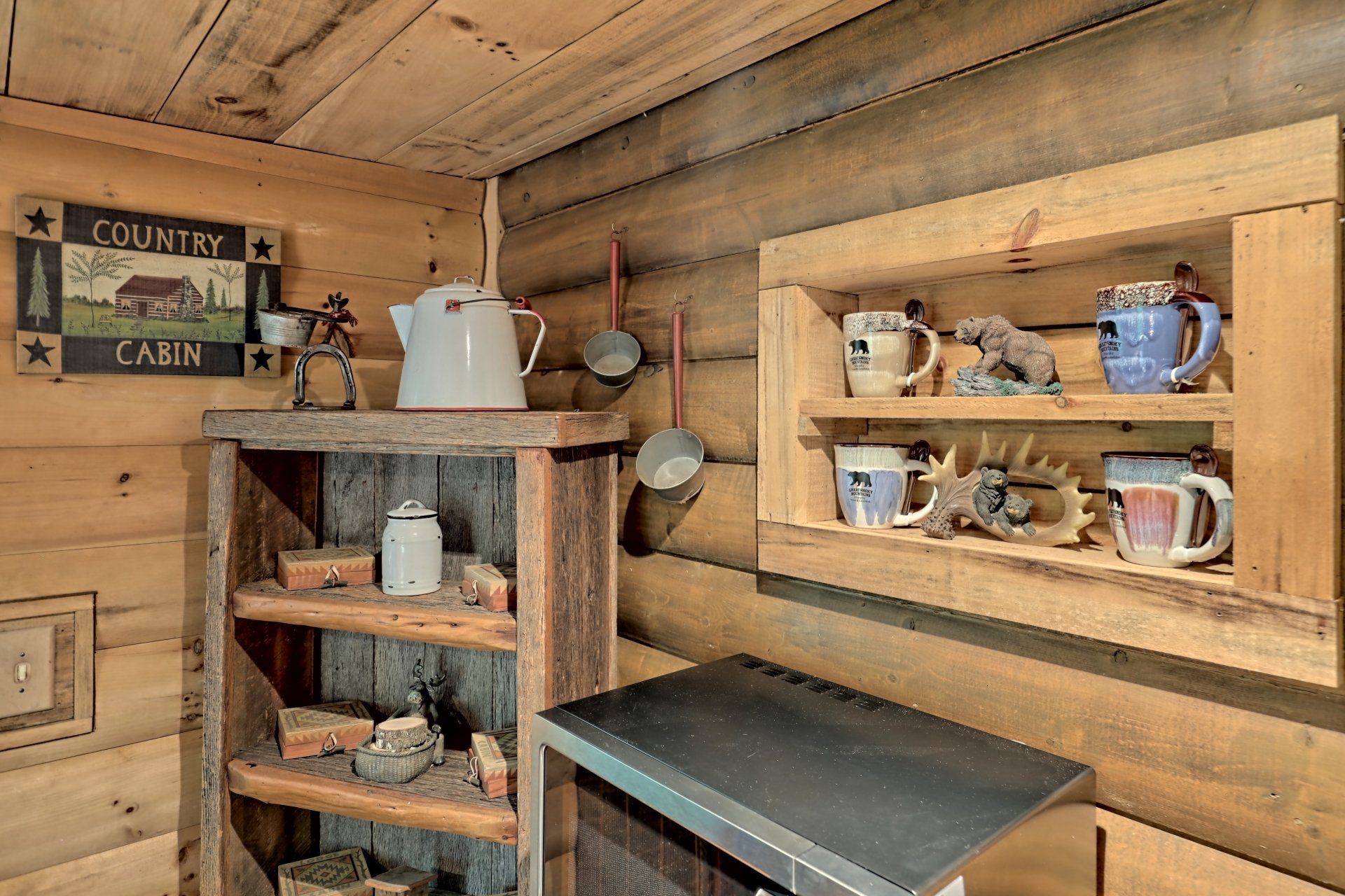 Image of the rental cabin kitchen area