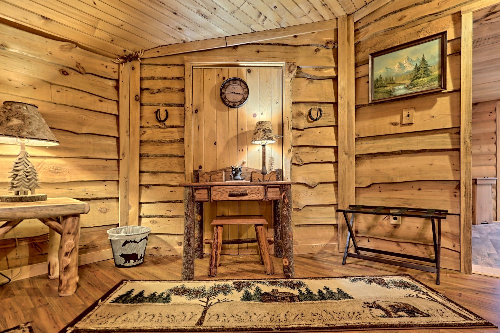 Image of the rental cabin added features