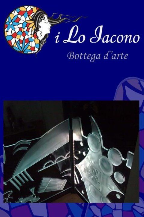 vetrata con disegni moderni