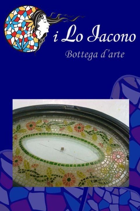 vetro decorato con motivo floreale