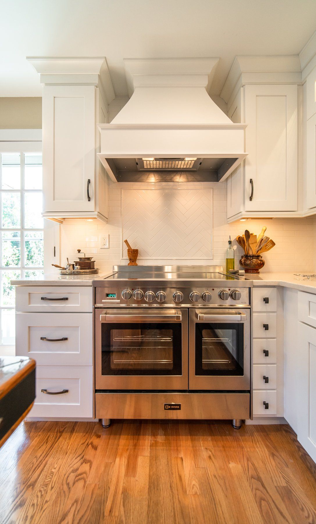 Kitchen Cabinets & Counters - Kitchen Living LLC in Marlborough, CT