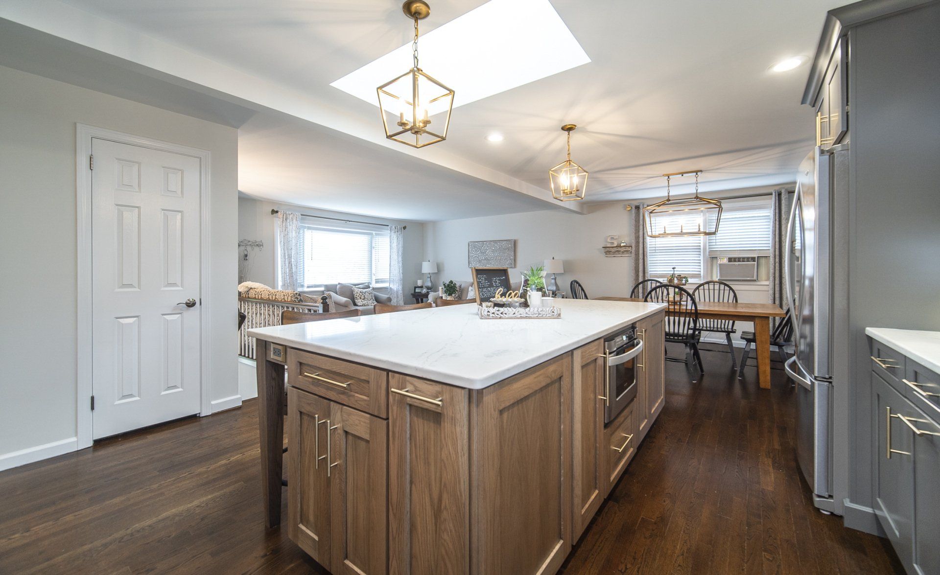 Kitchen Cabinets & Counters - Kitchen Living LLC in Marlborough, CT