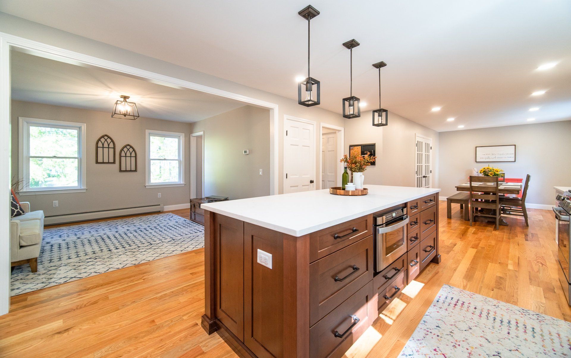 Kitchen Cabinets & Counters - Kitchen Living LLC in Marlborough, CT