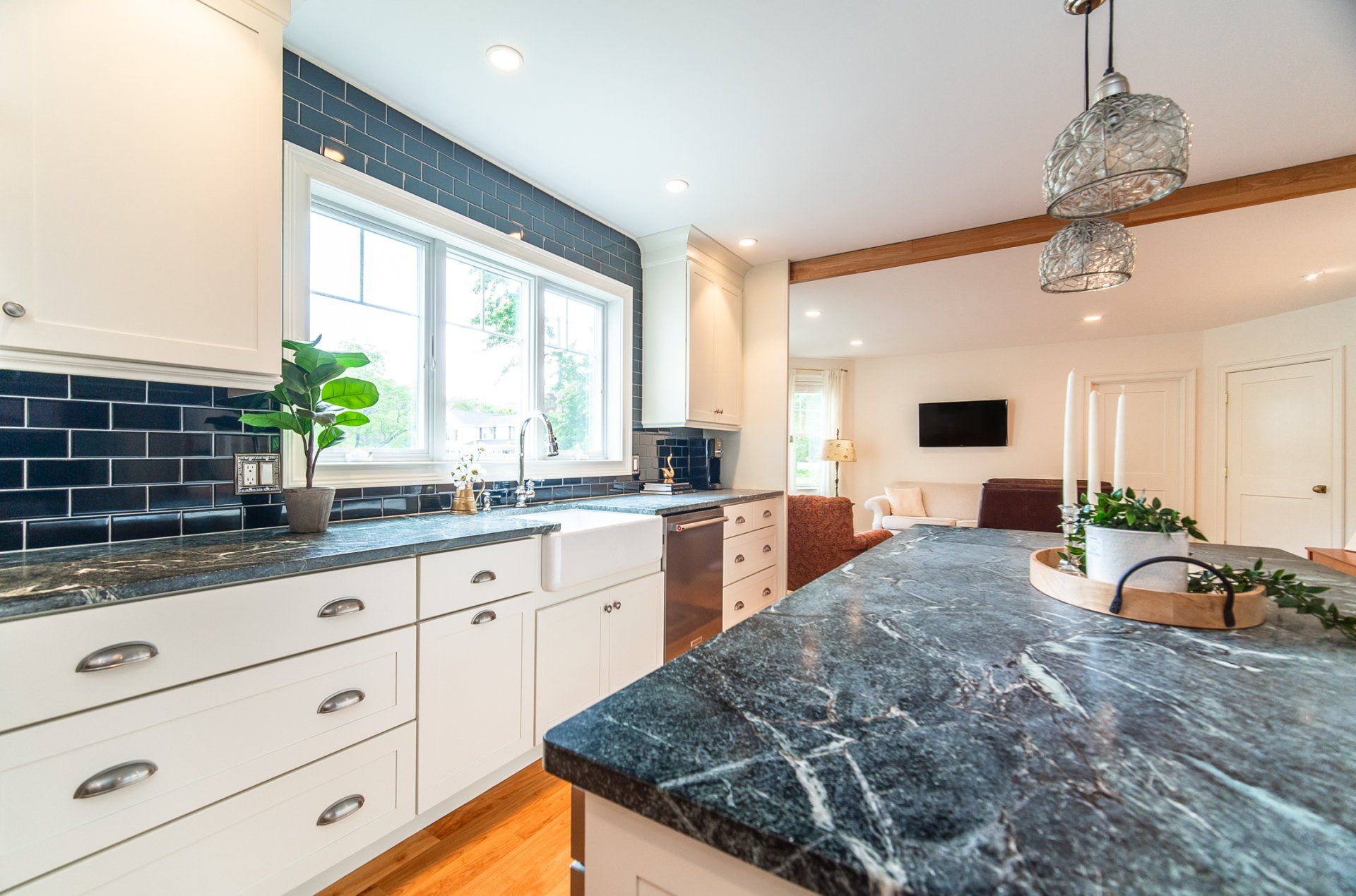 Kitchen Cabinets & Counters - Kitchen Living LLC in Marlborough, CT