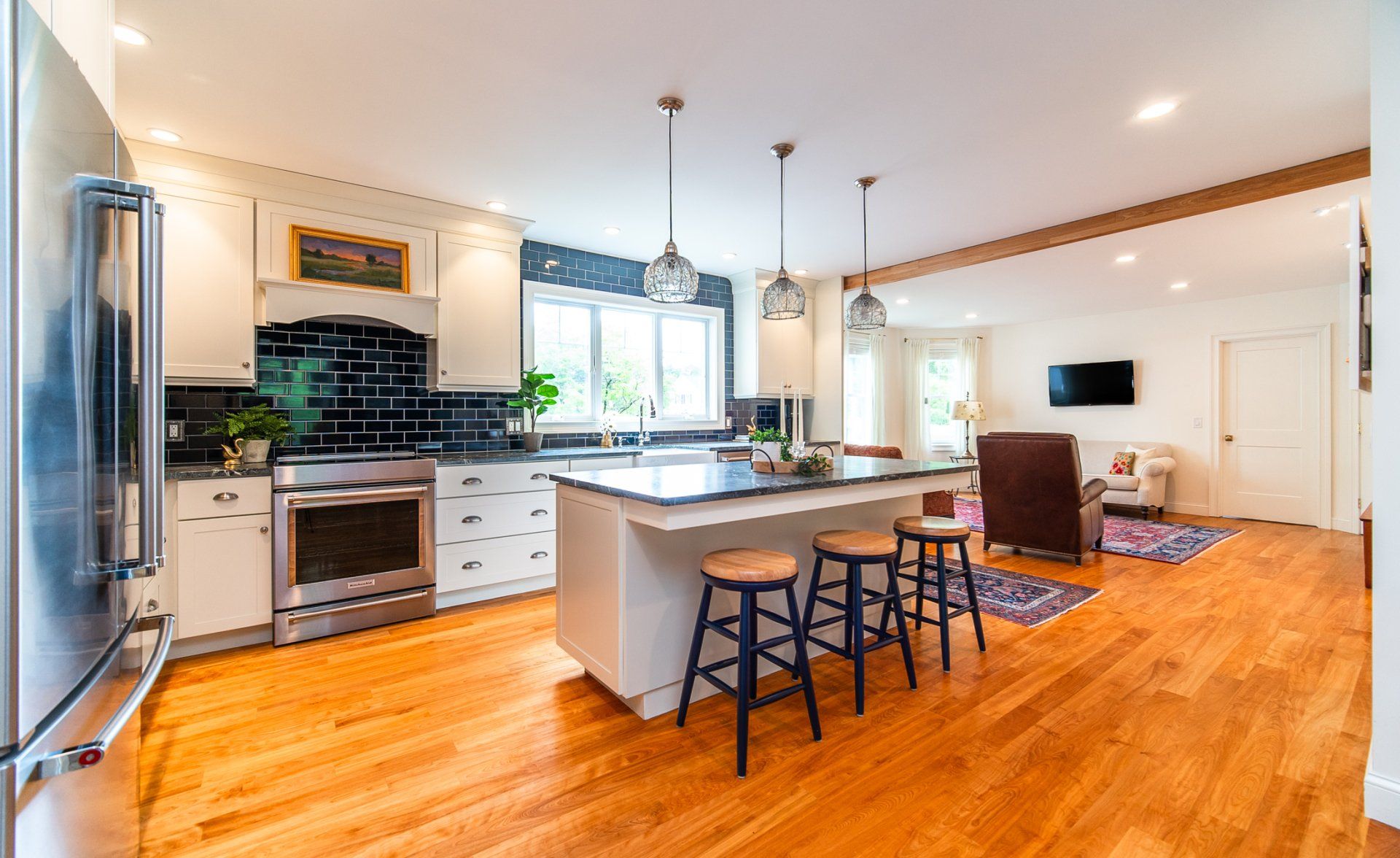 Kitchen Cabinets & Counters - Kitchen Living LLC in Marlborough, CT