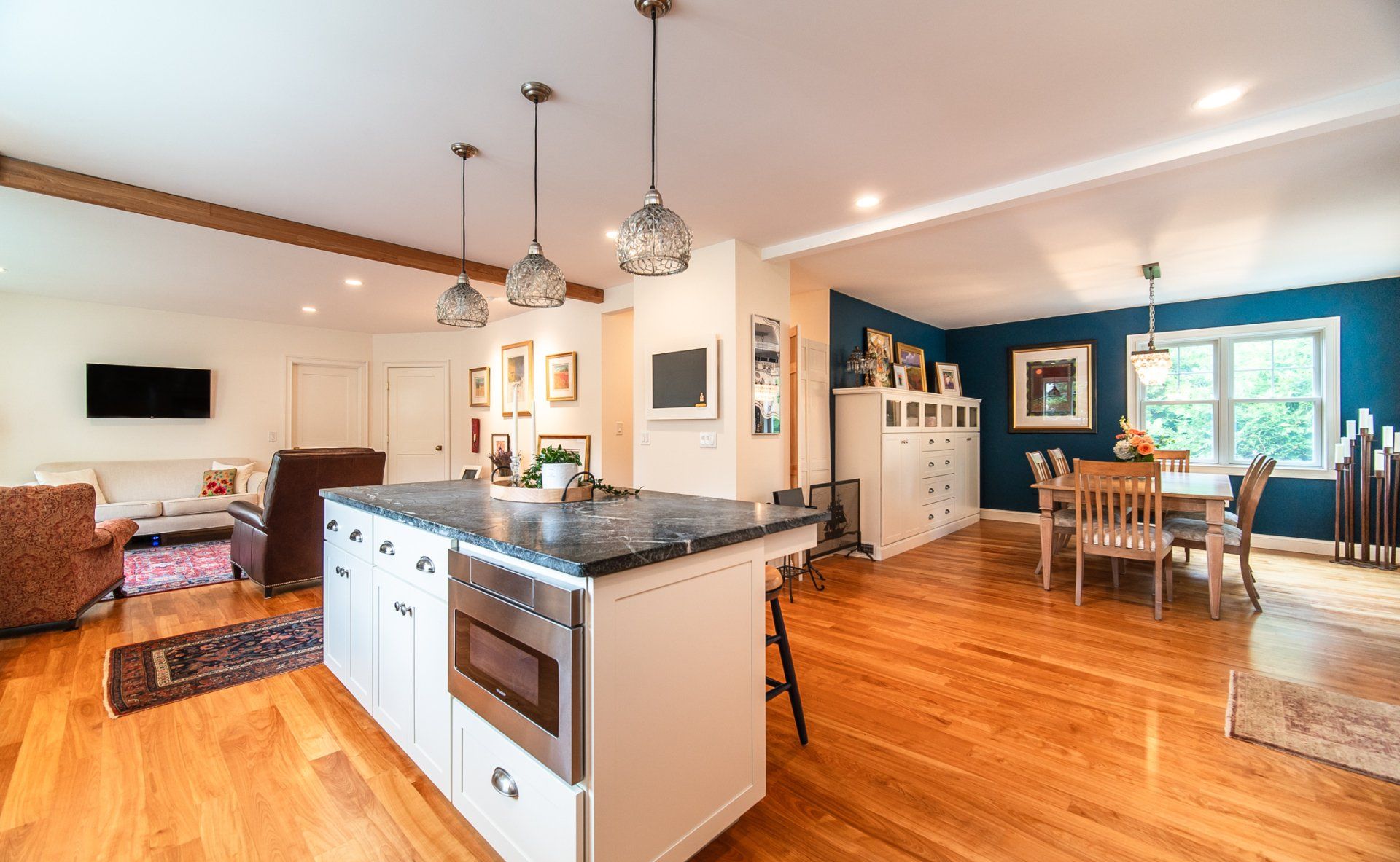 Kitchen Cabinets & Counters - Kitchen Living LLC in Marlborough, CT