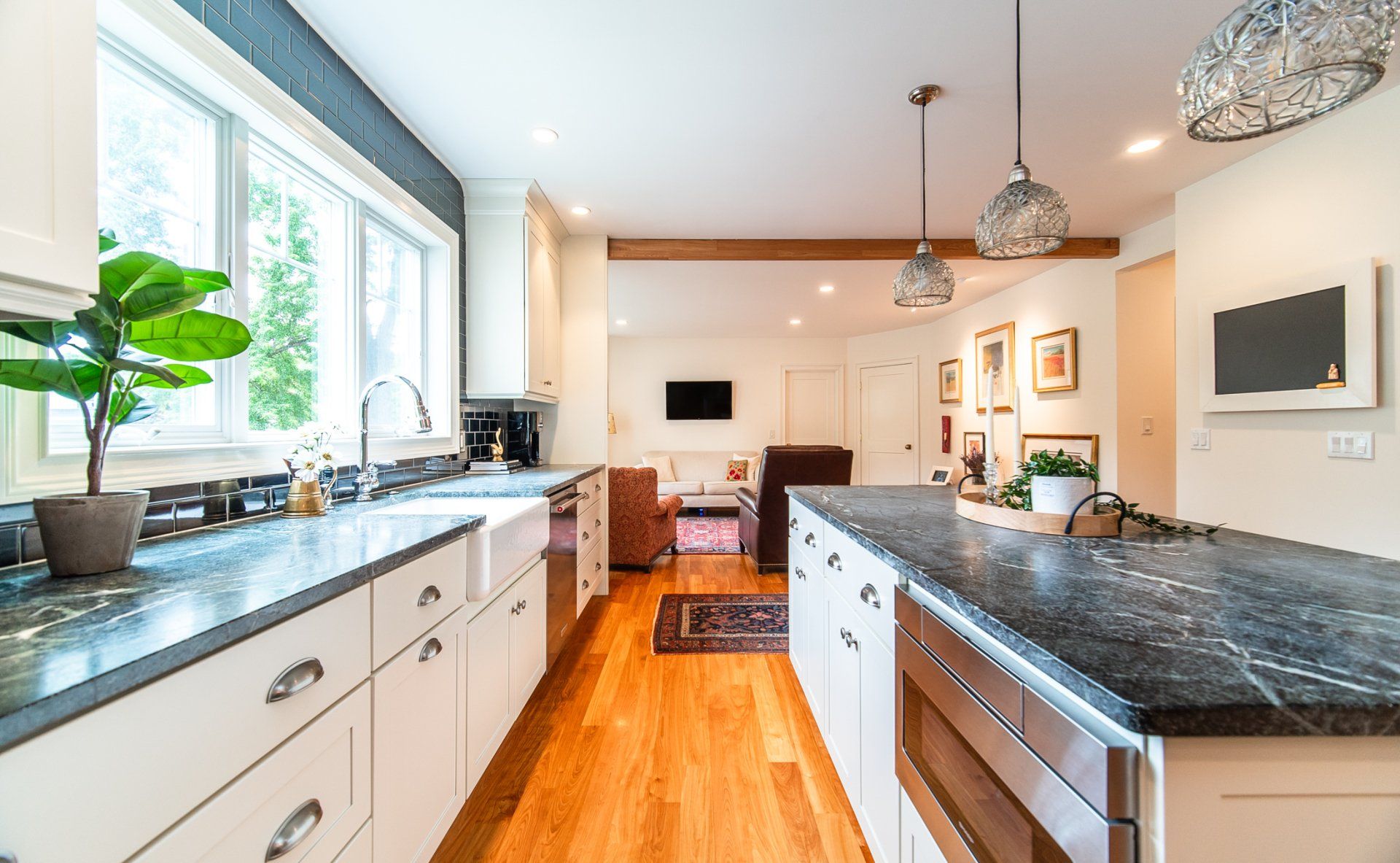 Kitchen Cabinets & Counters - Kitchen Living LLC in Marlborough, CT