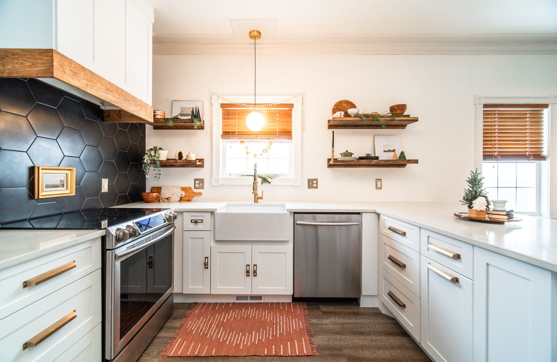 Kitchen Cabinets & Counters - Kitchen Living LLC in Marlborough, CT