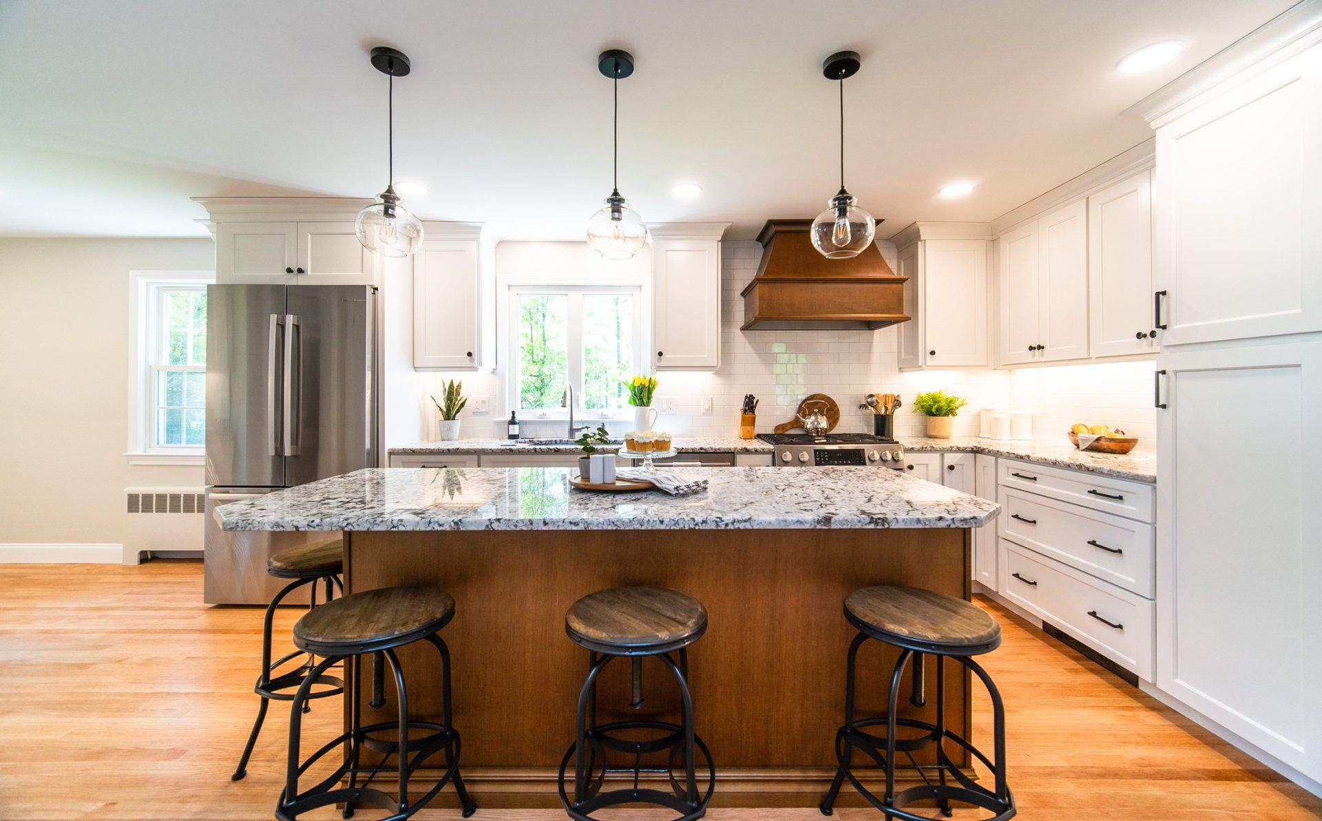 Kitchen Cabinets & Counters - Kitchen Living LLC in Marlborough, CT