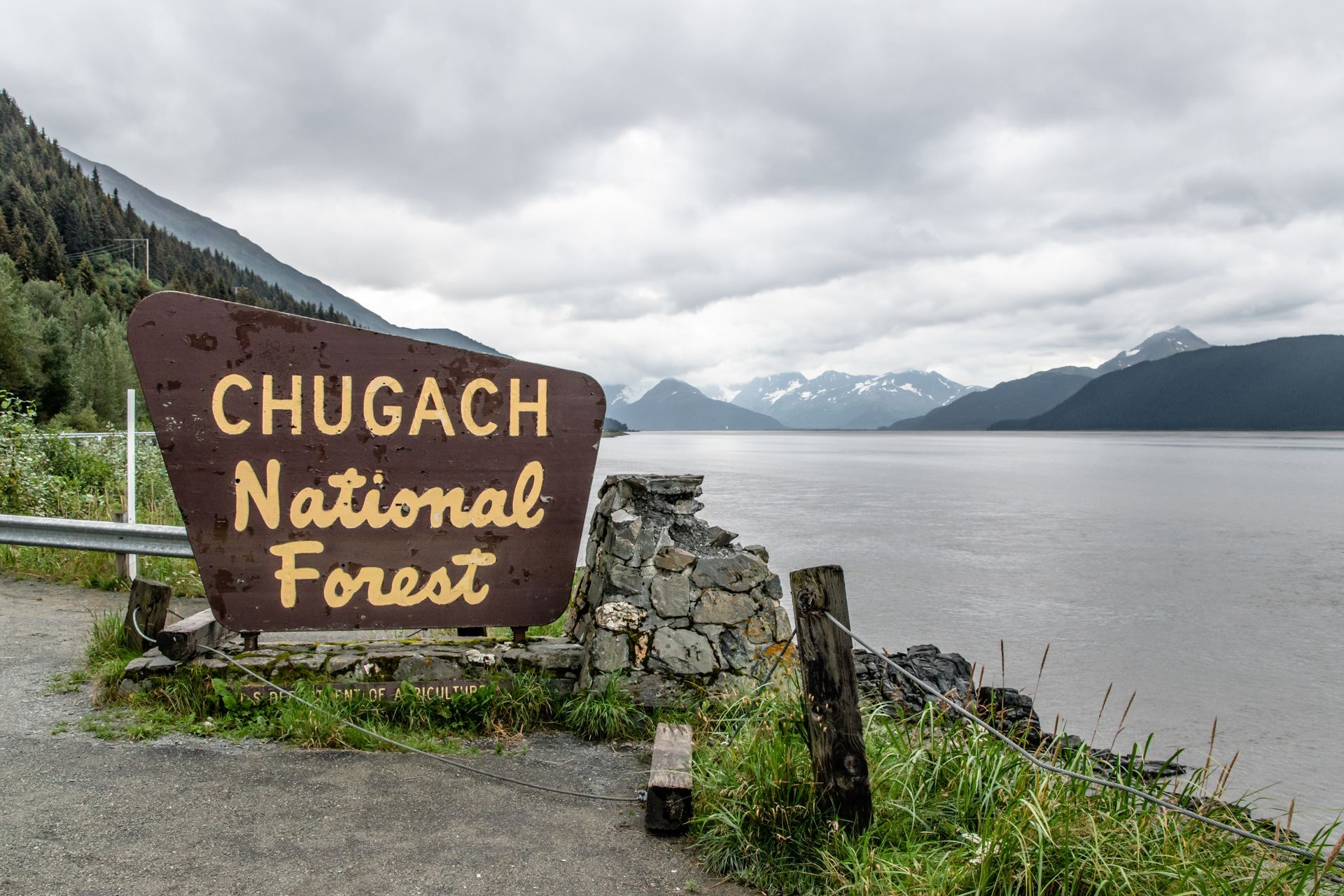 A sign that says chugach national forest on it