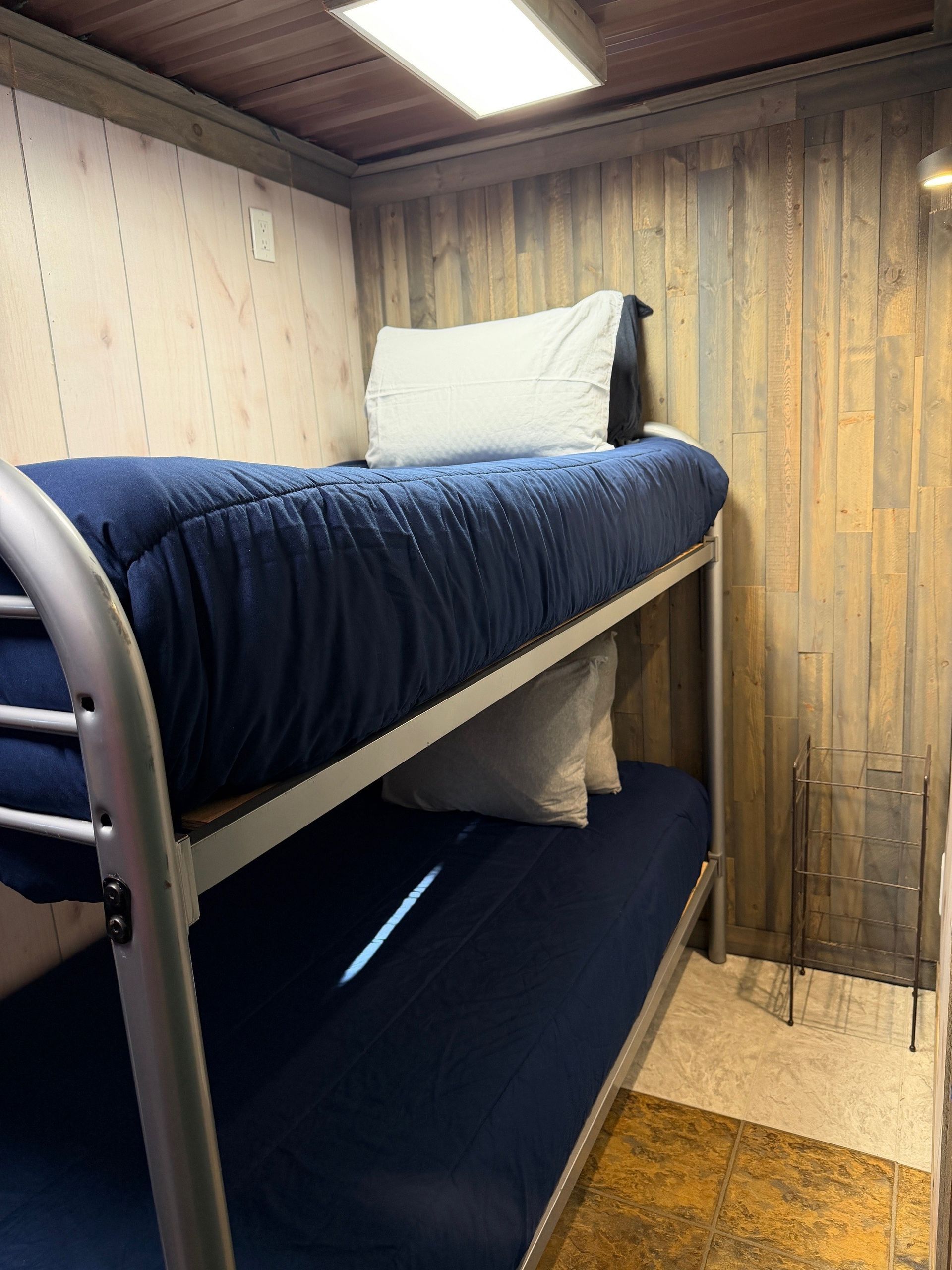 bunk bed