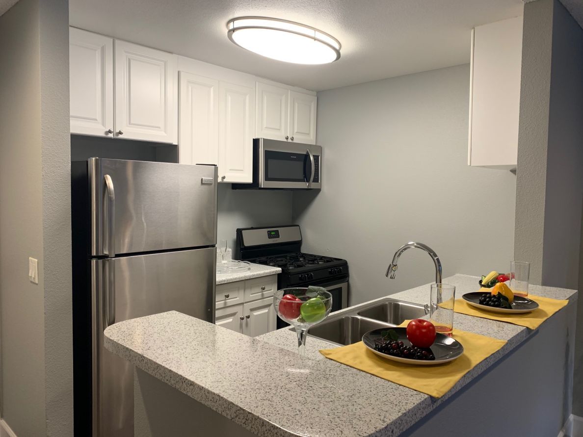 Affordable 1 & 2Bed Apartments Los Angeles Mariposa Gardens