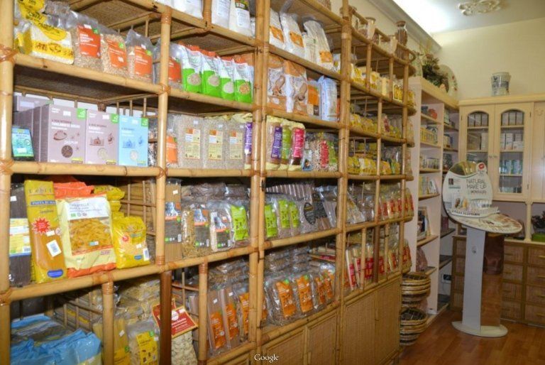 Esposizione prodotti di erboristeria