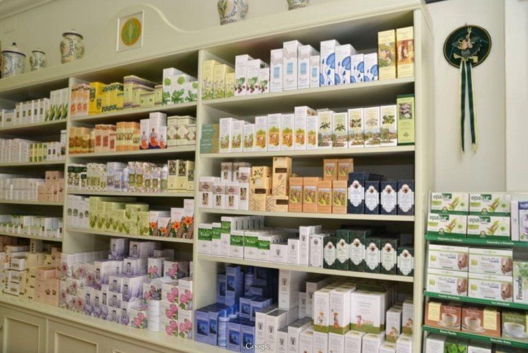 Esposizione prodotti di erboristeria