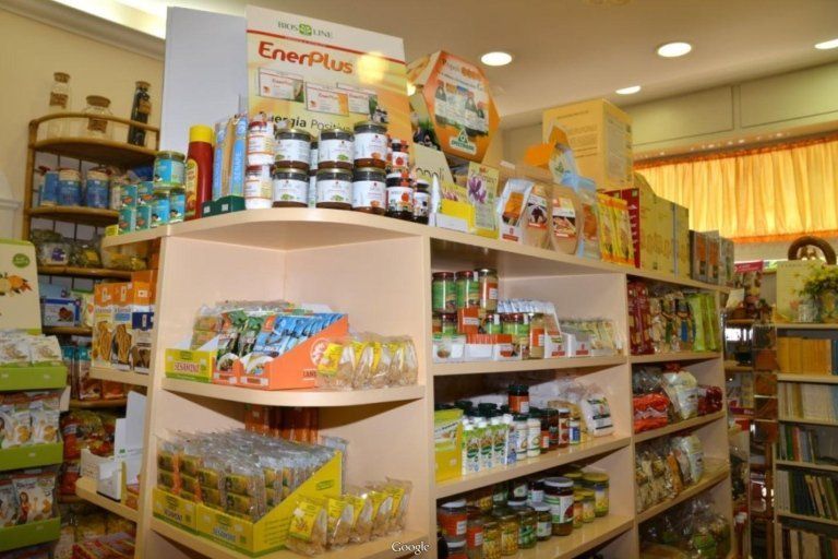 Esposizione prodotti di erboristeria