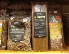 Esposizione prodotti di erboristeria