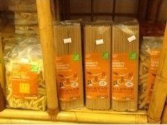 Esposizione prodotti di erboristeria