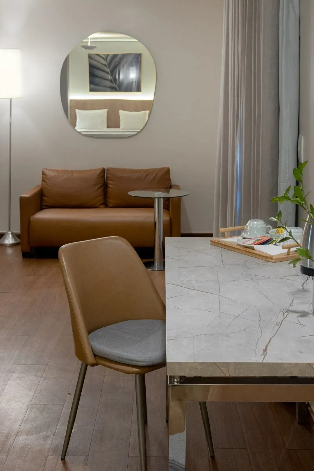 Lazer e tranquilidade no Hotel JK Premium, com espaços perfeitos para relaxar e se divertir.