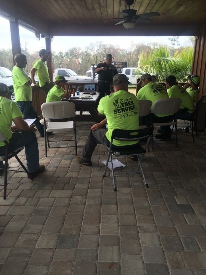 Robert's Team - Tree Removal in Jacksonville, FL