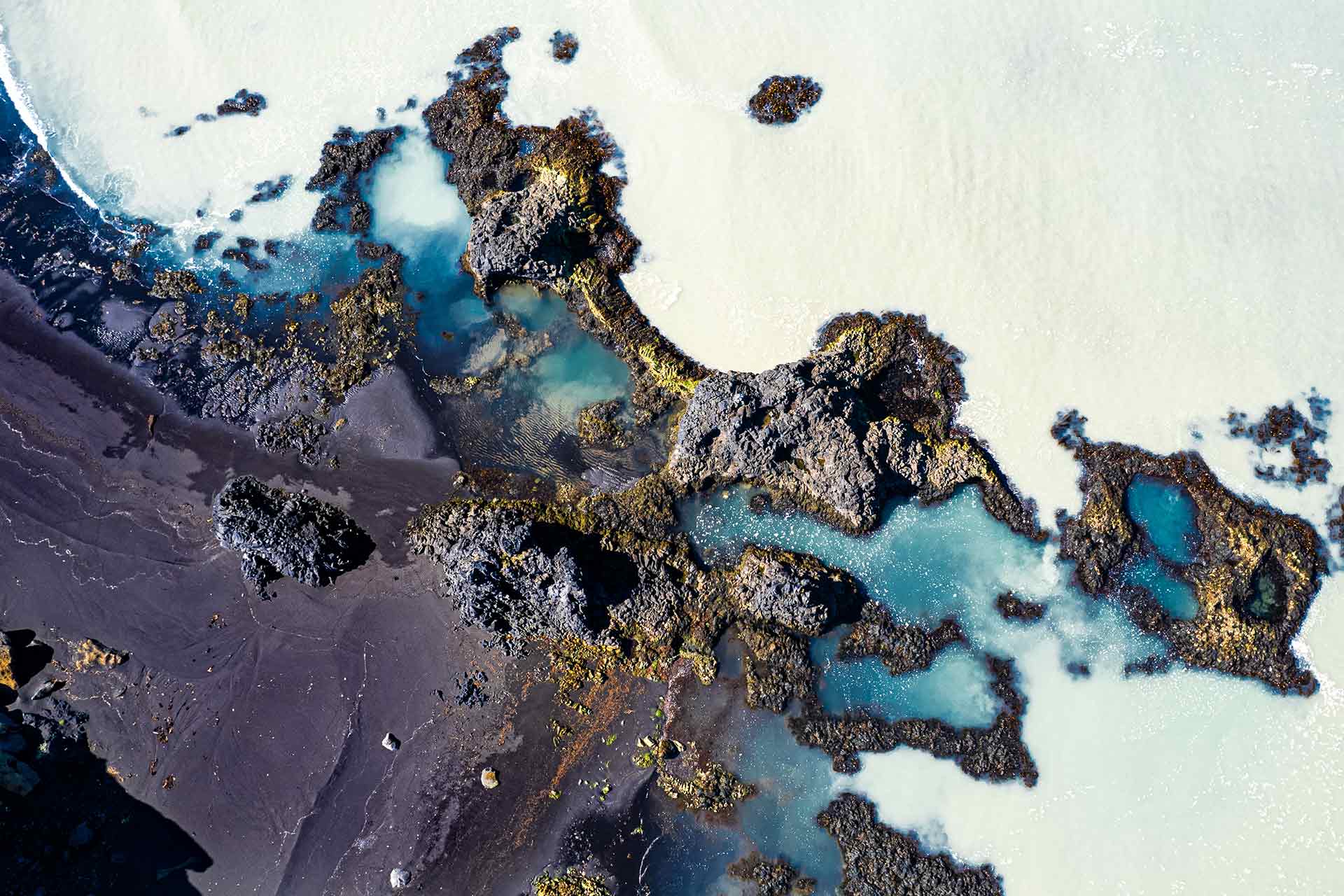 onewaytwooLIFES Island