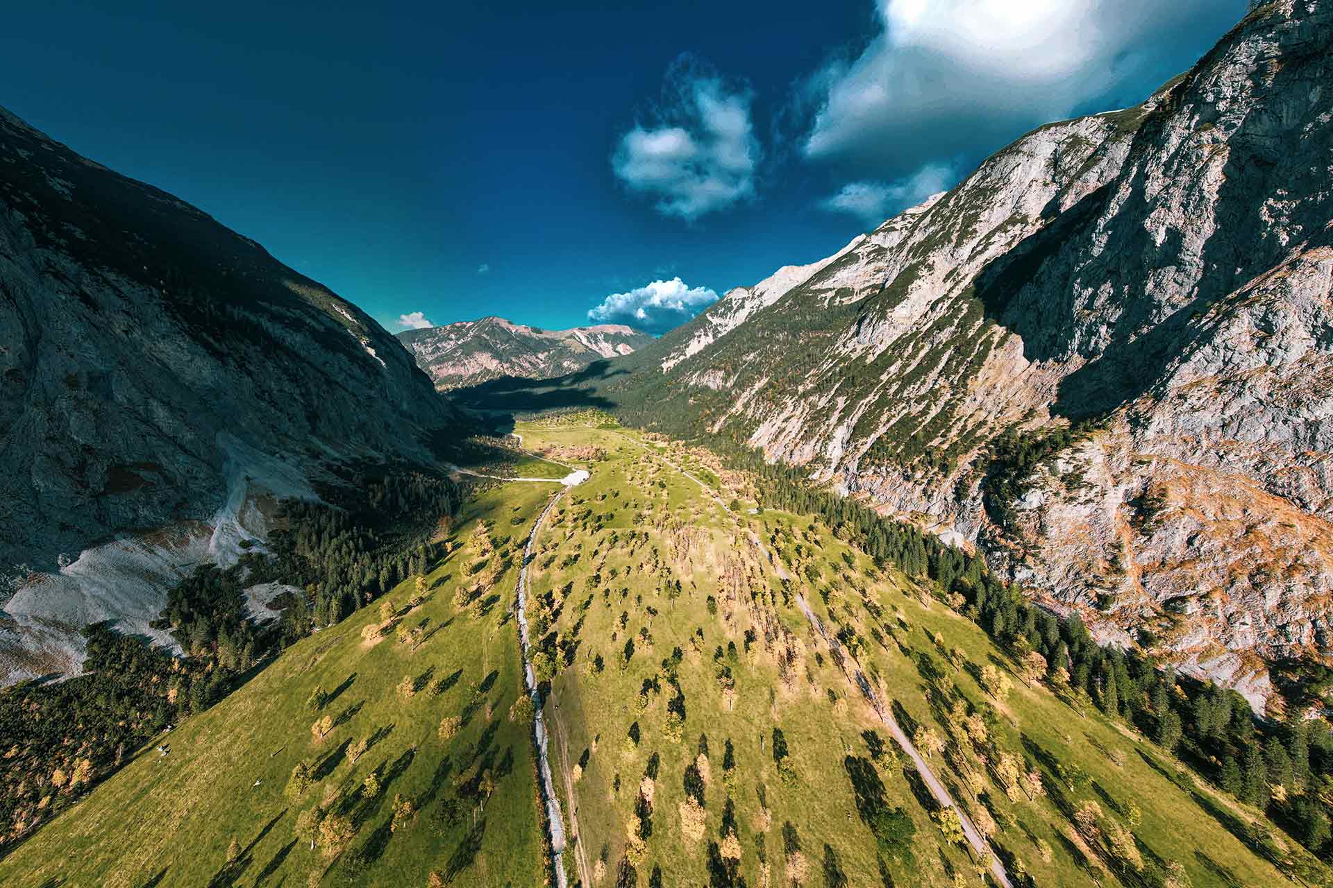 onewaytwooLIFES Tirol