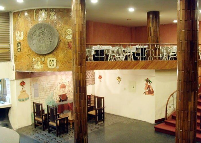 Maya Excelsior - Reuniones