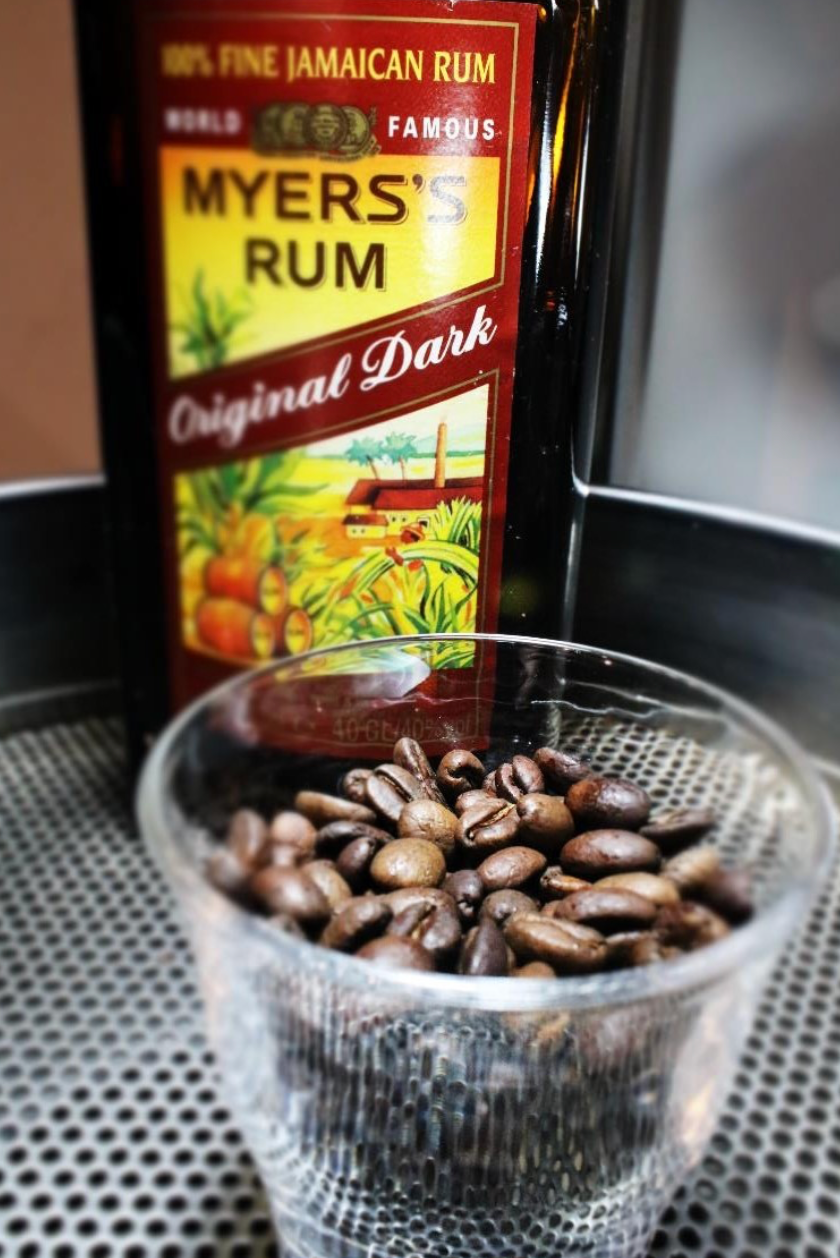 哥倫比亞 聖荷西莊園 蘭姆酒桶 日曬