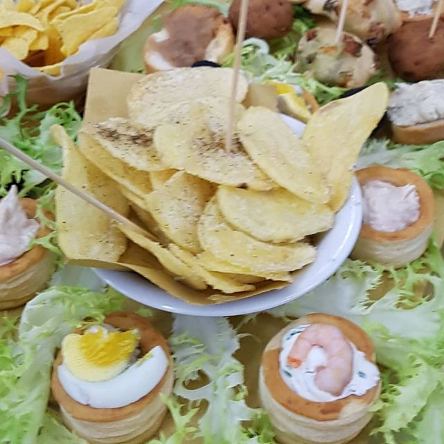 Aperitivo con patatine