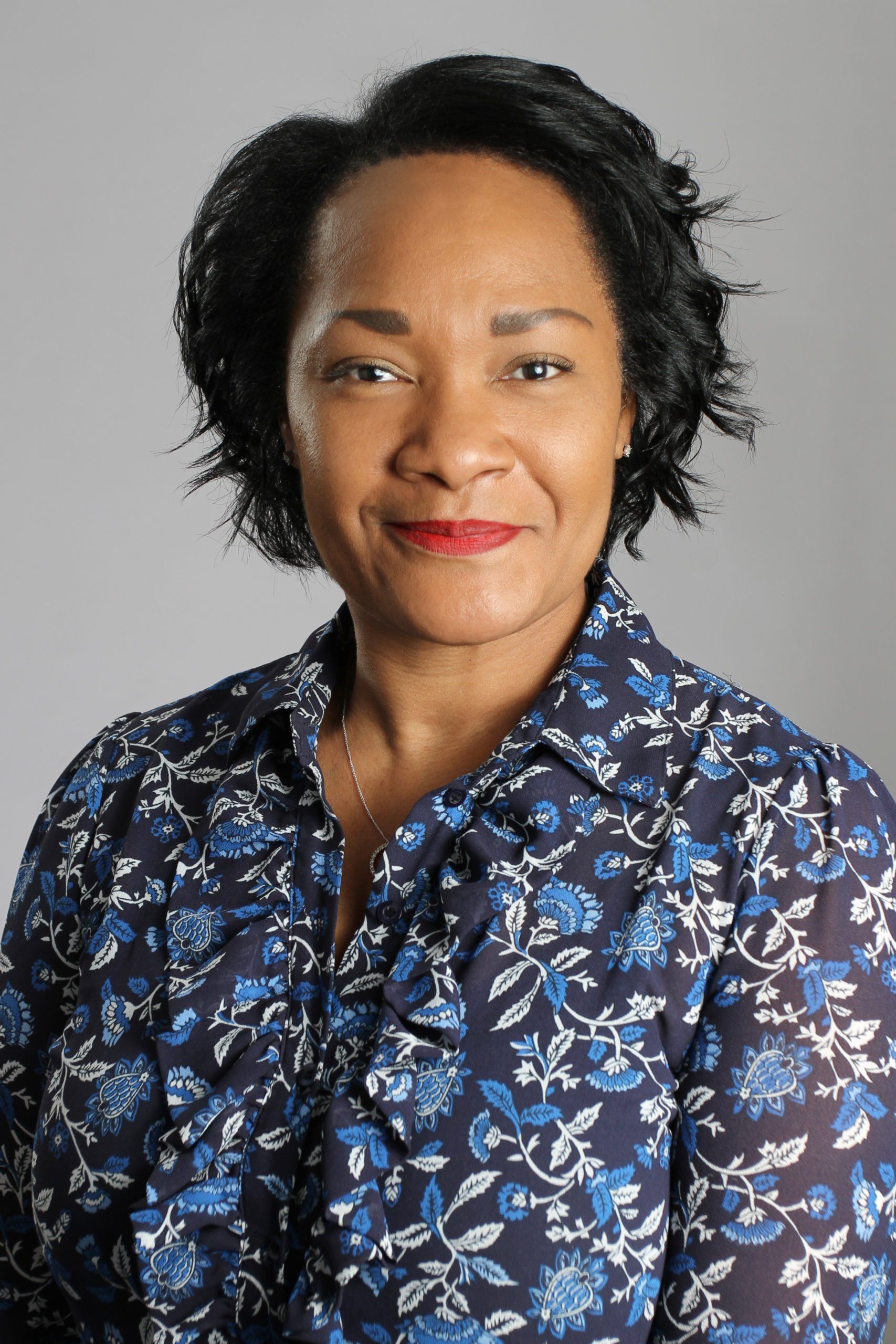 ROZINA NEWBY, L.M.S.W. HEADSHOT