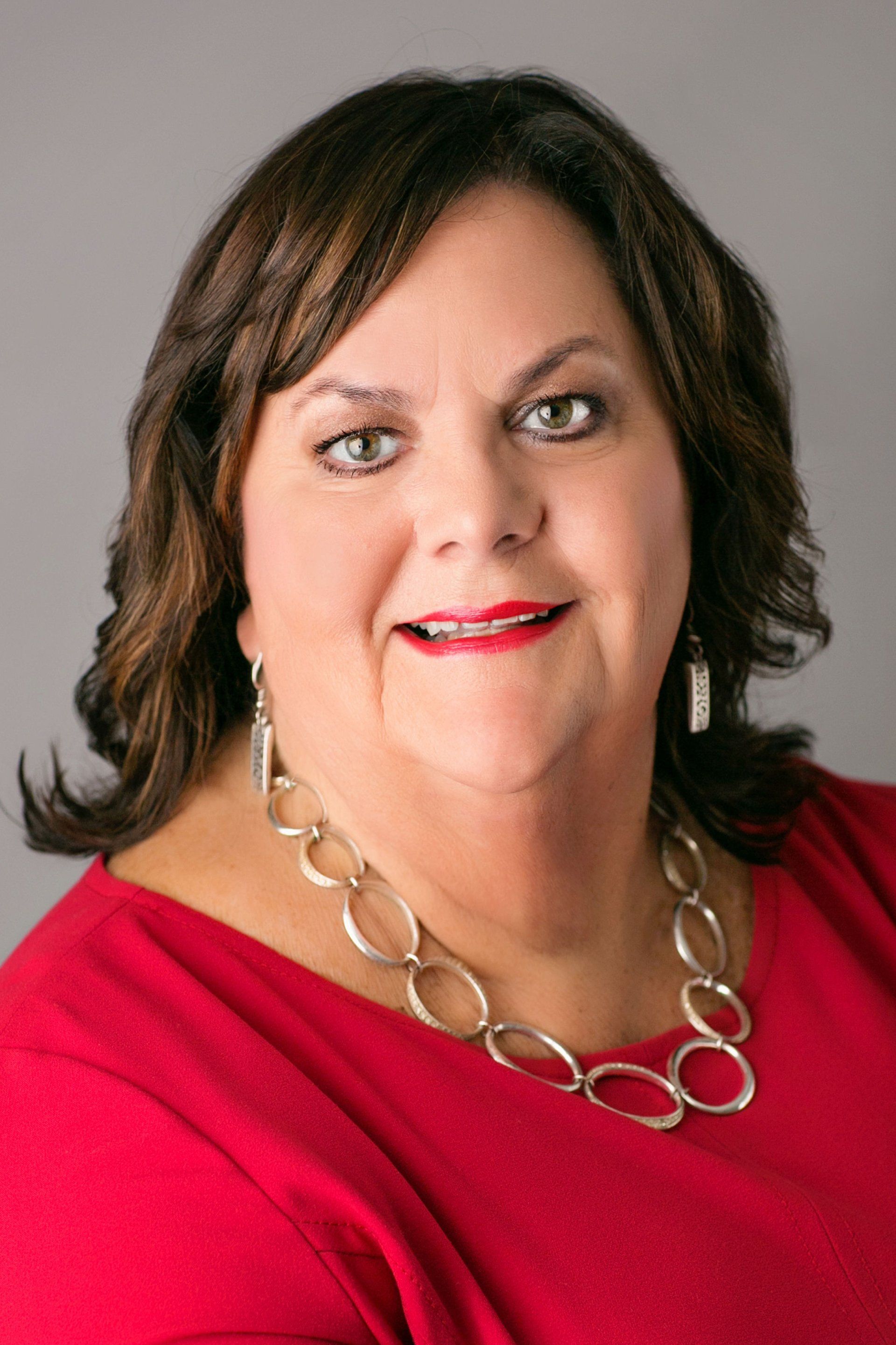 LINDA TOWNSEND HEADSHOT