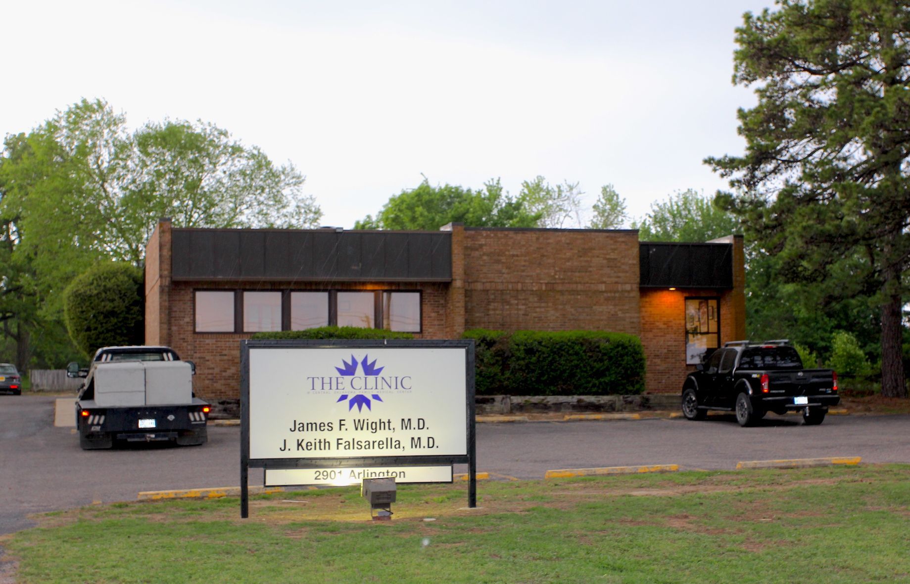 WIGHT & FALSARELLA FACILITY