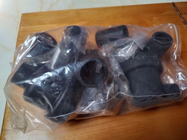 Replaceable rubber hose fittings for engine