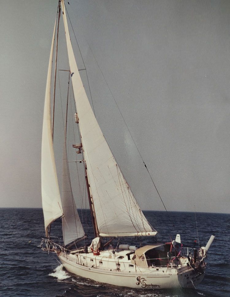Bluewater Sailboat for Sail