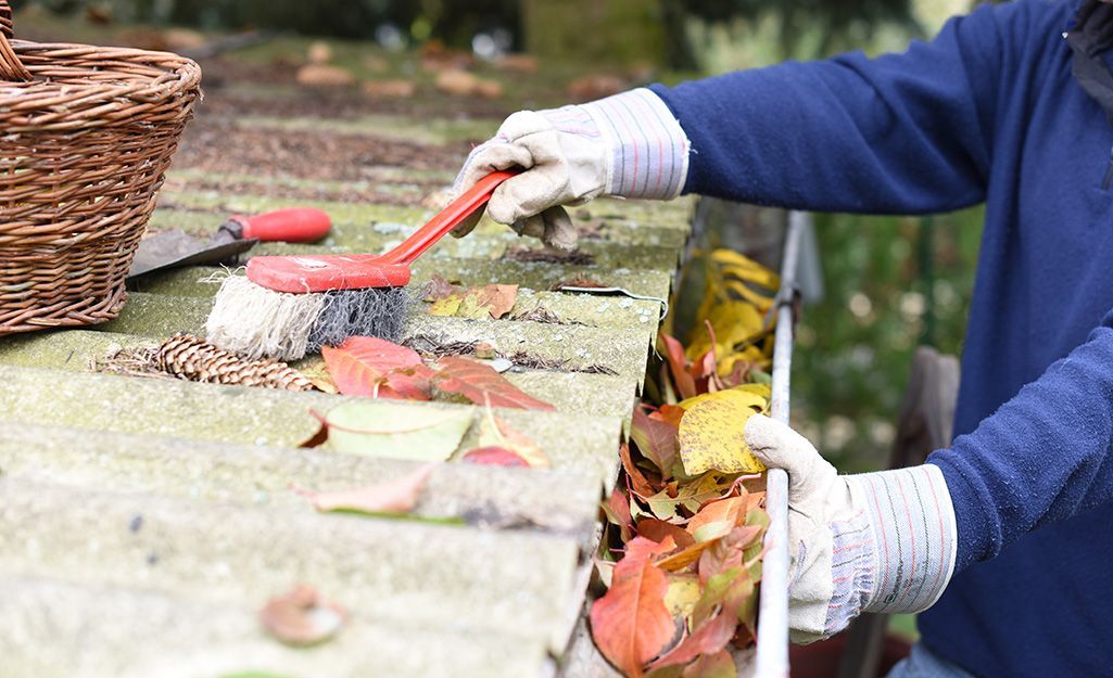 best-way-to-keep-gutters-clean