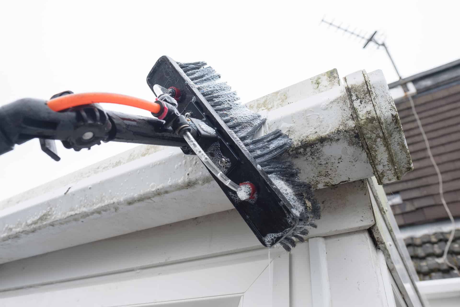 how-do-i-clean-gutters