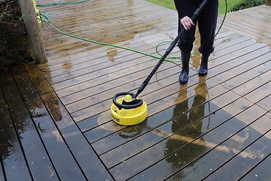 how-do-you-clean-composite-decking