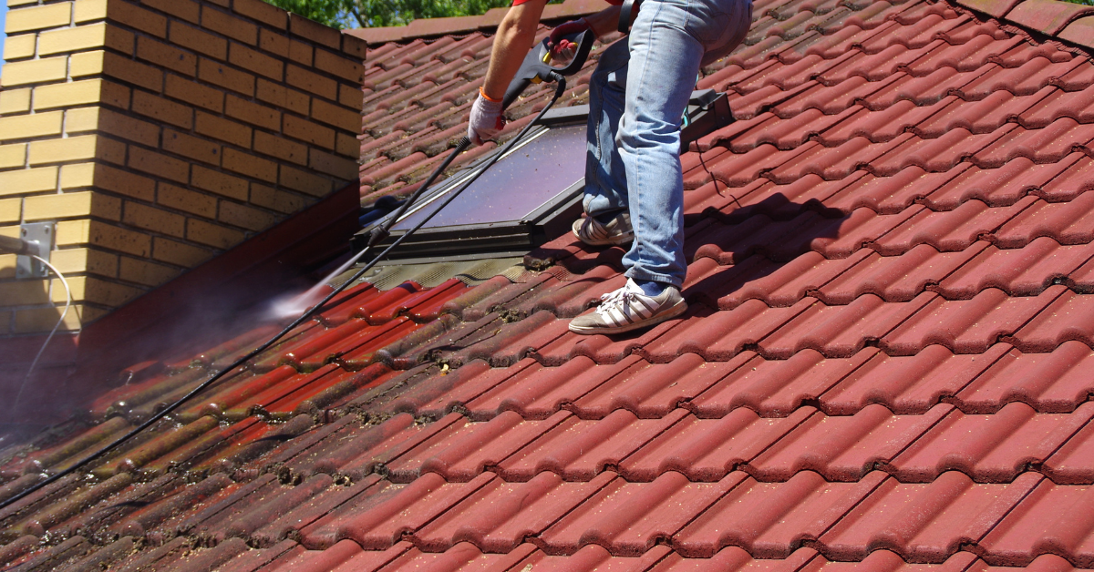 roof-cleaning-tiles-in-bradford