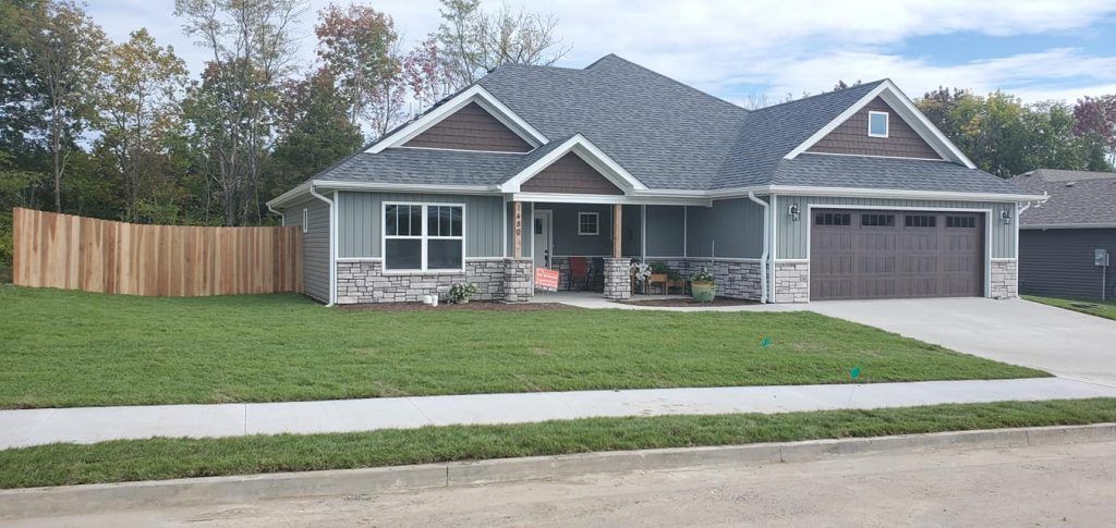 If you have a remodeling, custom construction, or other contracting needs, call New Beginnings Construction.