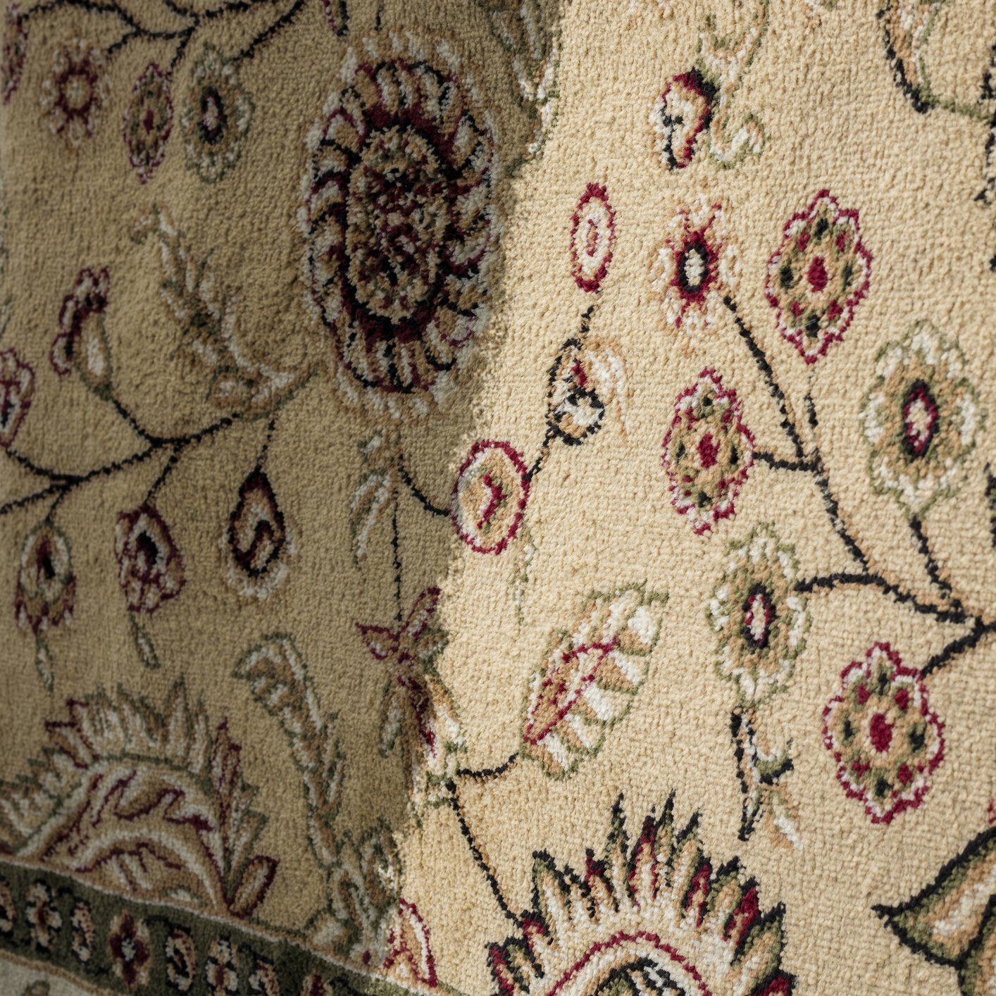 Oriental rug cleaning - Cleaning of carpets in Milwaukee, WI