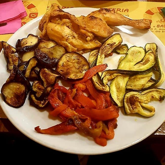 Pollo allo spiedo con verdure