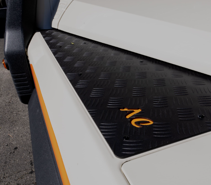 A Black and White item with the Number 10 on it - Whitsunday 4x4 & Automotive In Cannonvale, QLD